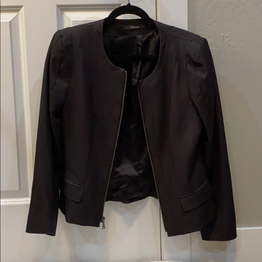 Tahari Blazer